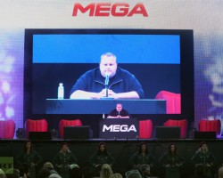 Kim Dotcom will encrypt half of the Internet to end government surveillance (FULL RT INTERVIEW)